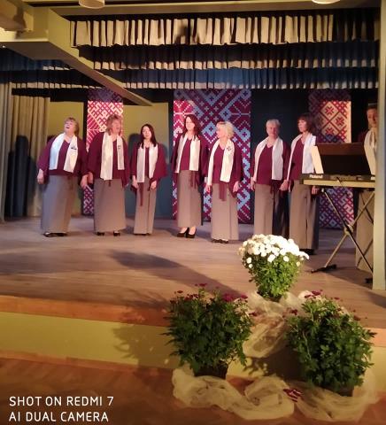 Sieviešu vokālais ansamblis ,,Dalvijas''